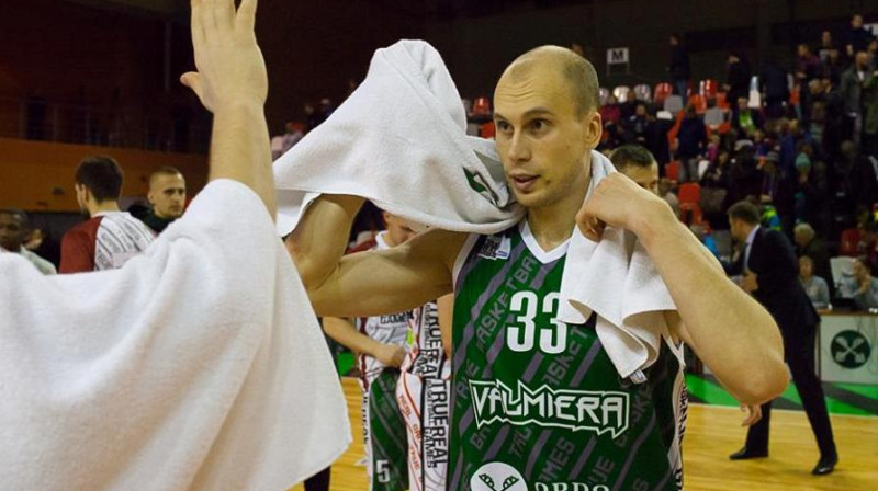 Valmierā Akselis Vairogs sevi nopietni pieteica uz Latvijas basketbola skatuves un šajā pilsētā arī noslēdza karjeru
Foto: Edgars Vaivads