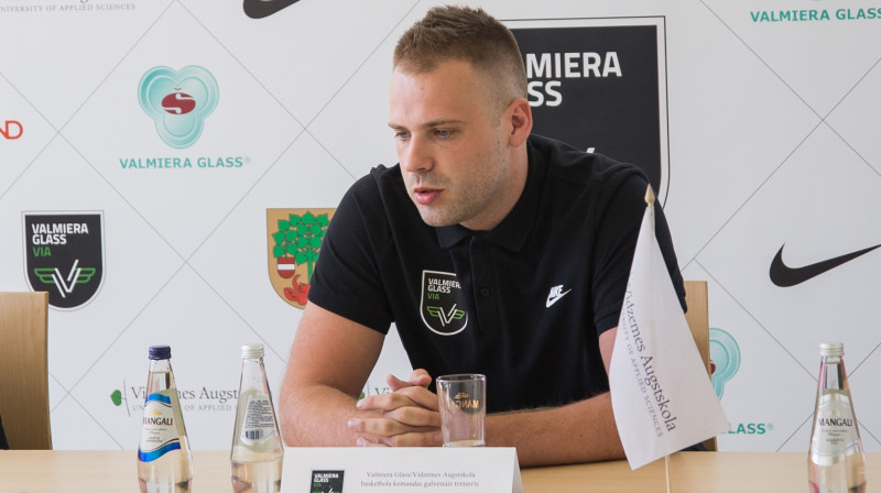 "Valmiera Glass/ViA" treneris Roberts Zeile
Foto: Emīls Vanags