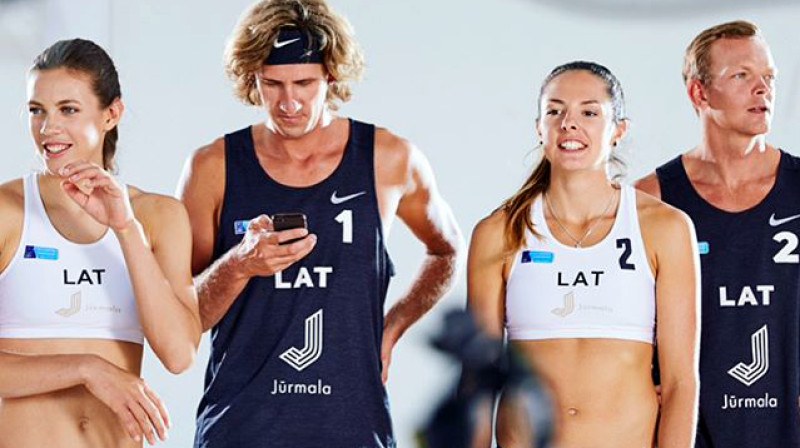 Tīna Graudiņa, Aleksandrs Samoilovs, Anastasija Kravčenoka, Jānis Šmēdiņš 
Foto: Jurmala.Beachvolley