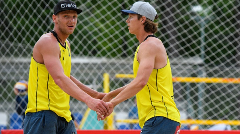 Edgars Točs un Rihards Finsters
Foto: FIVB