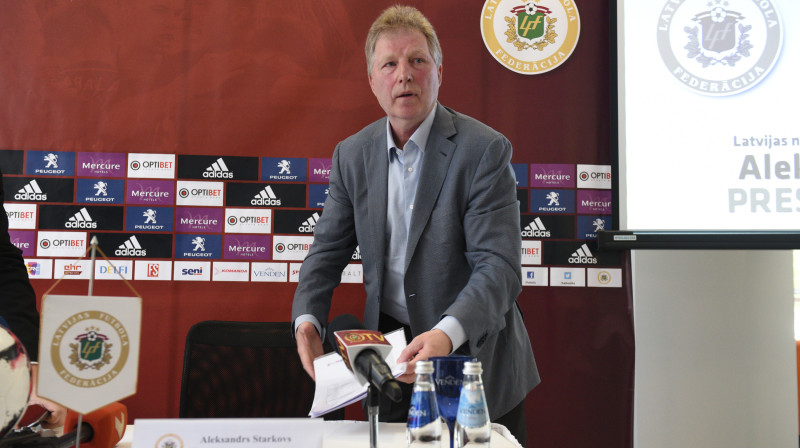 Aleksandrs Starkovs 
Foto: Romāns Kokšarovs, Sporta Avīze, f64