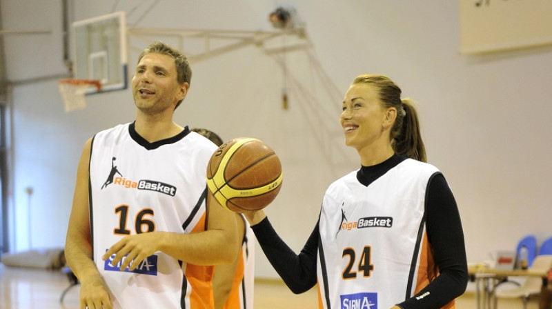 Kaspars Cipruss un Ieva Kubliņa: valstsvienību spēlētāji pēc karjeras beigām pievēršas izglītības jautājumiem
Foto: Romāns Kokšarovs, f64