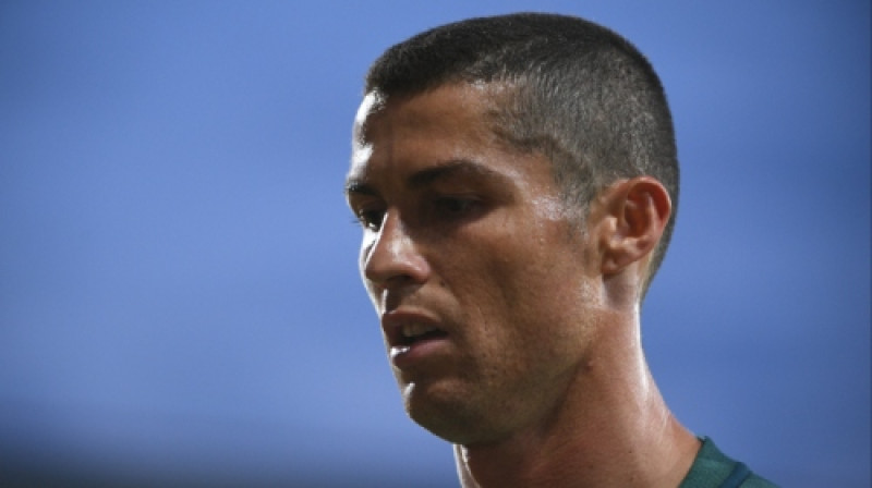 Krištianu Ronaldu
Foto: Romāns Kokšarovs/f64