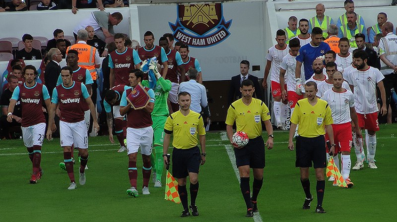 Vadims Direktorenko pirms diviem gadiem Eiropas līgas kvalifikācijas spēlē starp Anglijas "West Ham" un Andoras "Lusitanos"