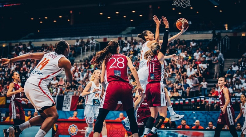 Latvijai neizdevās apturēt dinamisko Albu Torensu
Foto: fiba.com