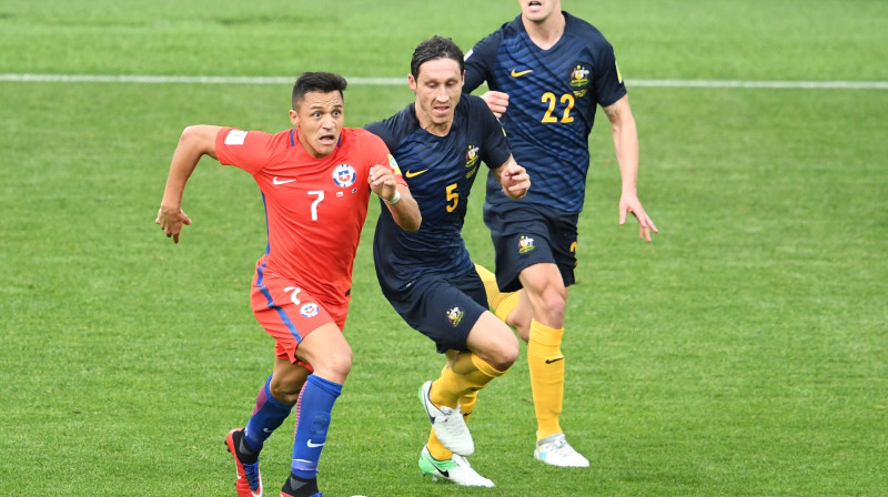 Ar bumbu Aleksis Sančess
Foto: AFP/Scanpix