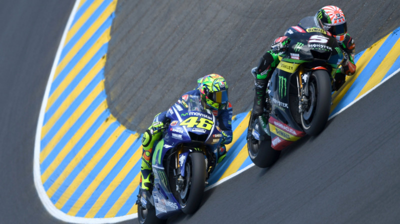 Valentino Rosi un Johans Zarko
Foto: AFP/Scanpix