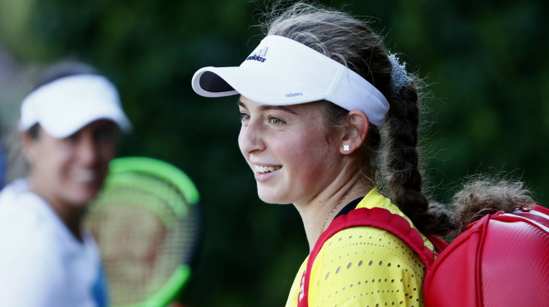 Aļona Ostapenko pirms turnīra pozitīvā noskaņojumā
Foto: EPA/Scanpix