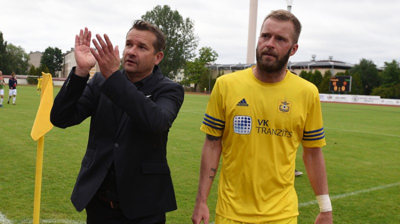 Pols Ašvorts un Antons Jemeļins
Foto: Romāns Kokšarovs (f64)