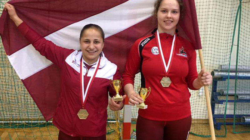 Jekaterina Jarmaļonoka un Elma Zeidlere
Foto: Latvijas Cīņas federācija