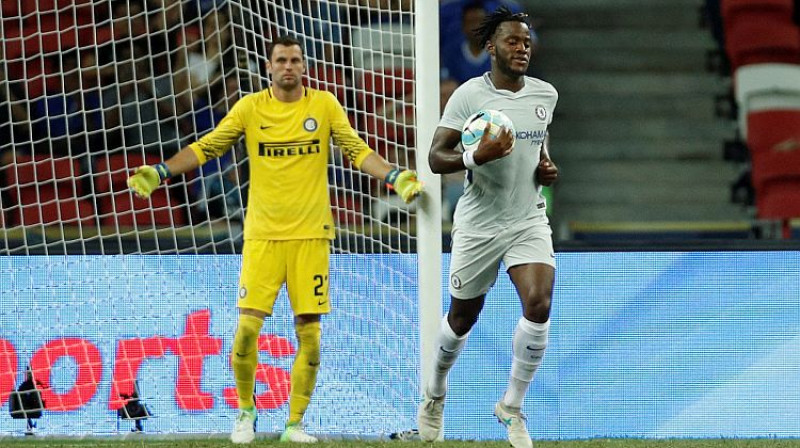 ''Inter'' vārtsargs Daniele Pandelli nesaprašanā
Foto: Reuters/Scanpix