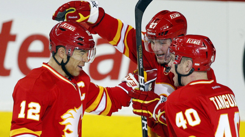 Džeroms Iginla, Dereks Smits un Alekss Tangejs
Foto: AP/Scanpix