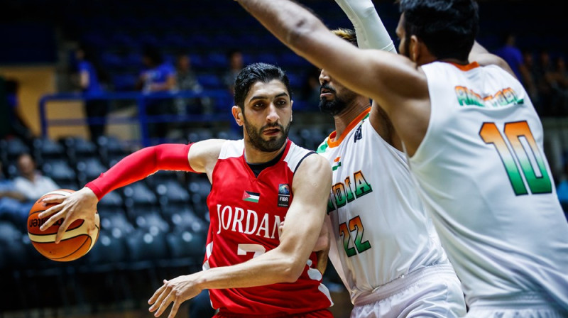 Indija pret Jordāniju 
Foto: FIBA