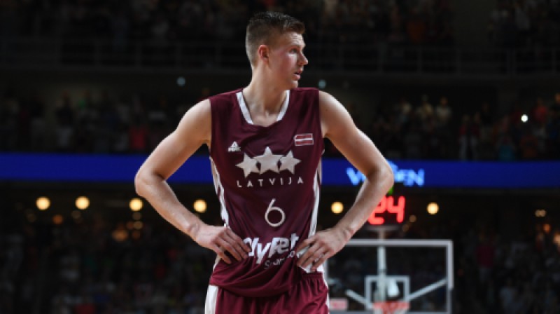 Kristaps Porziņģis
Foto: Romāns Kokšarovs/f64