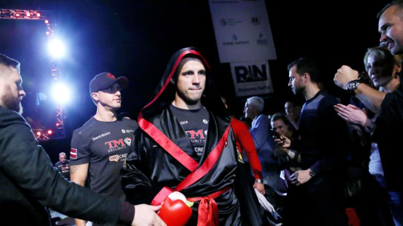 Mairis Briedis savā iepriekšējā cīņā Rīgā
Foto: Kaspars Krafts/F64