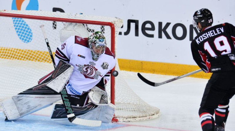 Džastins Pīterss mačā pret "Avangard"
Foto: Sputnik/Scanpix