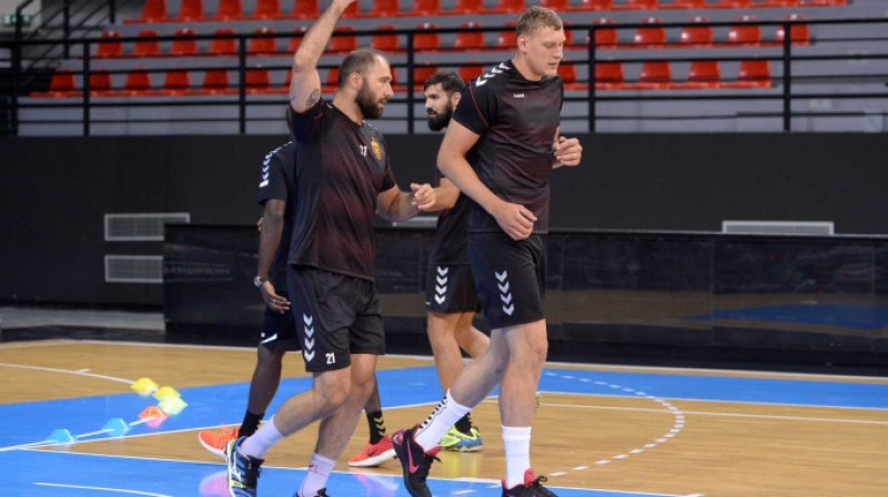 Dainis Krištopāns (pa labi)
Foto: RK Vardar