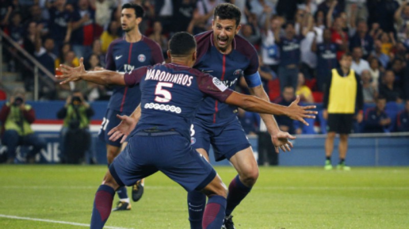 Tjagu Mota izmanto reto iespēju svinēt paša vārtu guvumu
Foto: AFP/Scanpix