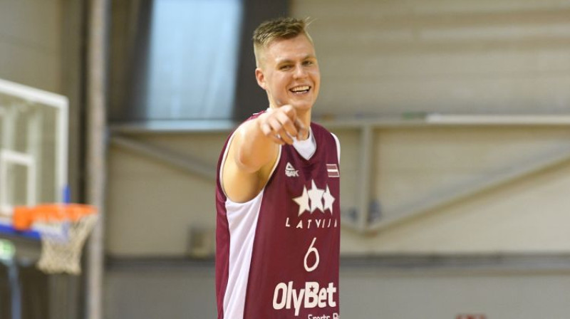 Kristaps Porziņģis
Foto: Romāns Kokšarovs/F64