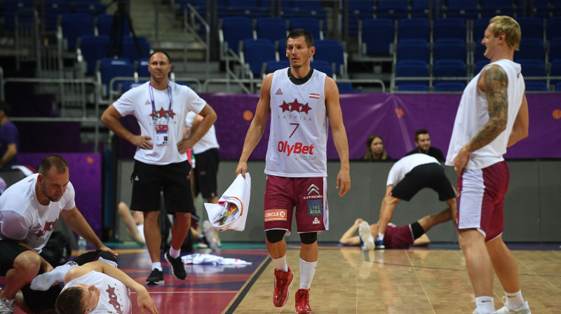 Latvijas izlases kapteinis Jānis Blūms
Foto: Romāns Kokšarovs, Sporta Avīze, f64