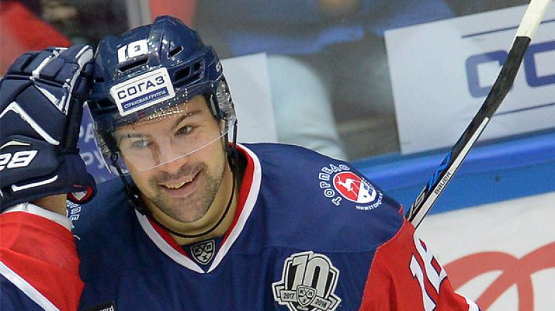 Kaspars Daugaviņš 
Foto: Boriss Tepļickis, HC "Torpedo"