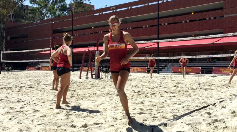 Tīna Graudiņa trenējas Losandželosā
Foto: USC Beach Volleyball