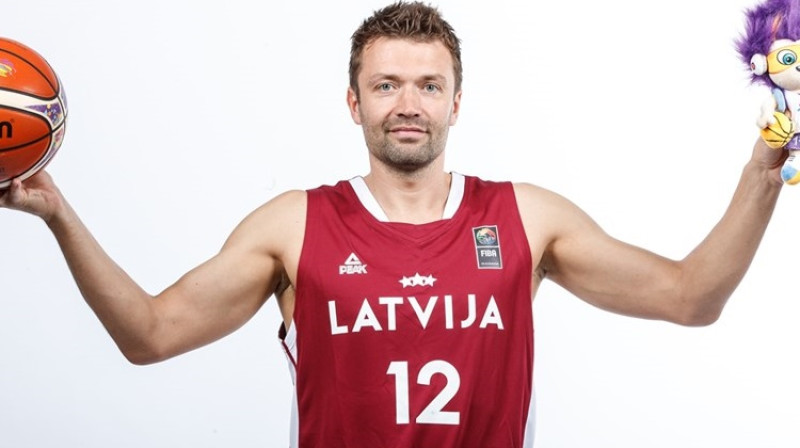 Kristaps Janičenoks: 140 spēles valstsvienībā, seši Eiropas finālturnīri
Foto: FIBA