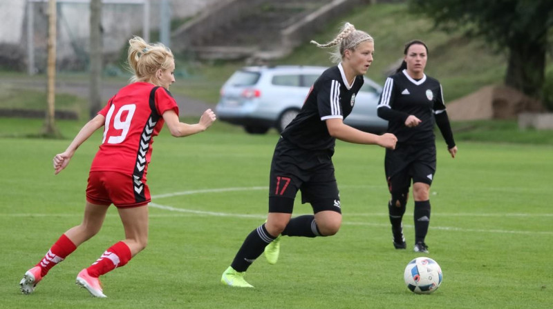 Karlīna Miksone spēlē pret "Rīgas FS"
Foto: LFF