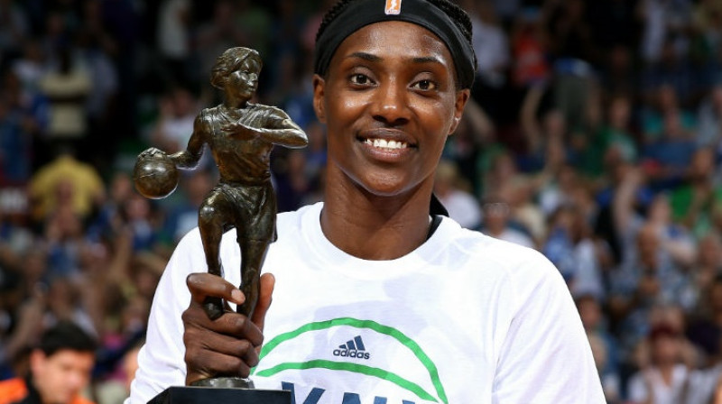 Silvija Folsa: MVP balva karjeras desmitajā sezonā
Foto: WNBA