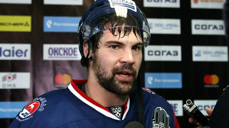 Kaspars Daugaviņš 
Foto: hctorpedo.ru