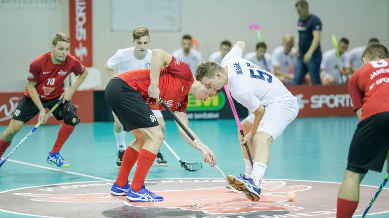 "Bauskas" florbolisti pārsteidz valmieriešus, mājās pārvedot trīs punktus
Foto: FBK Valmiera