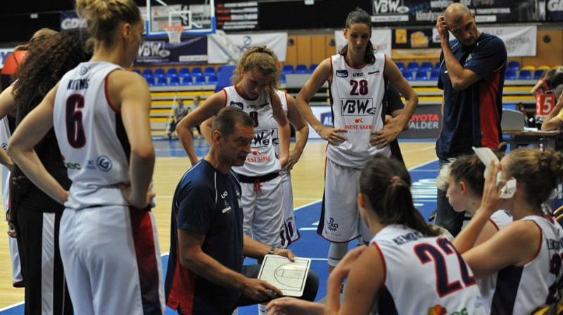 Gundars Vētra un Kristīne Vītola
Foto: Basket 90 Gdynia