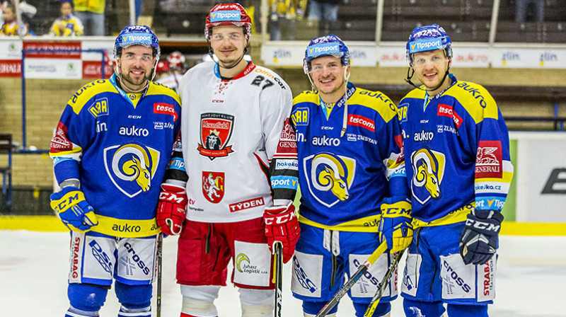 Roberts Bukarts, Oskars Cibuļskis, Ralfs Freibergs, Rihards Bukarts 
Foto: Jiří Zaňát / Zlin Press, hokej.zlin.cz