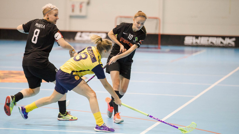 Moments no mača starp "Rubeni" un "Ķekavu"
Foto: Raivo Sarelainens, floorball.lv
