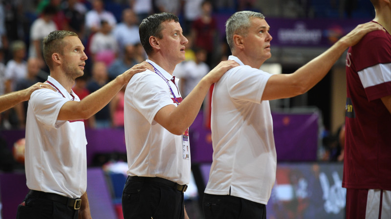 Artūrs Visockis-Rubenis, Arnis Vecvagars un Ainars Bagatskis 
Foto: Romāns Kokšarovs, Sporta Avīze, f64