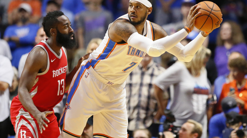 Džeimss Hārdens un Karmelo Entonijs 
Foto: AP / Scanpix