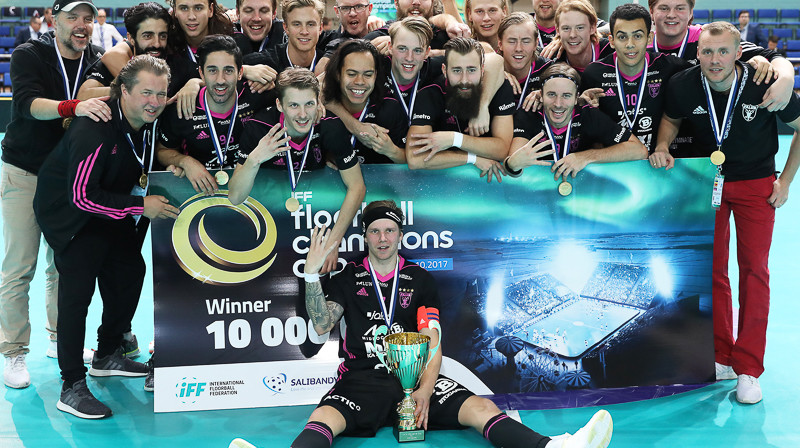 IBF Falun pēc kļūšanas par četrkārtējiem turnīra uzvarētājiem
Foto: IFF Floorball