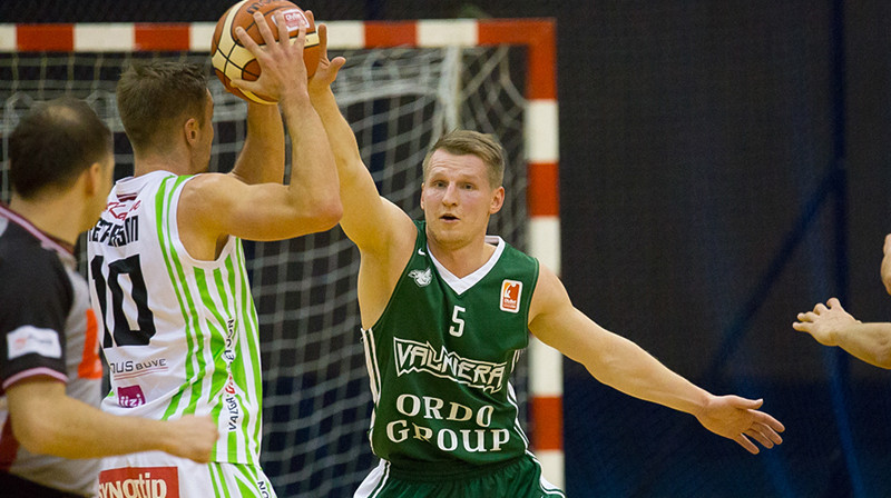 Jānis Kaufmanis aizsardzībā
Foto: Edgars Vaivads