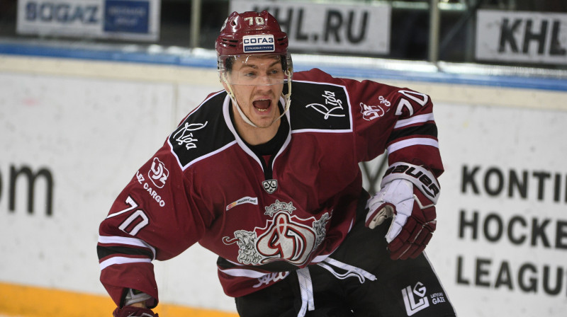 Miks Indrašis
Foto: Romāns Kokšarovs, f64