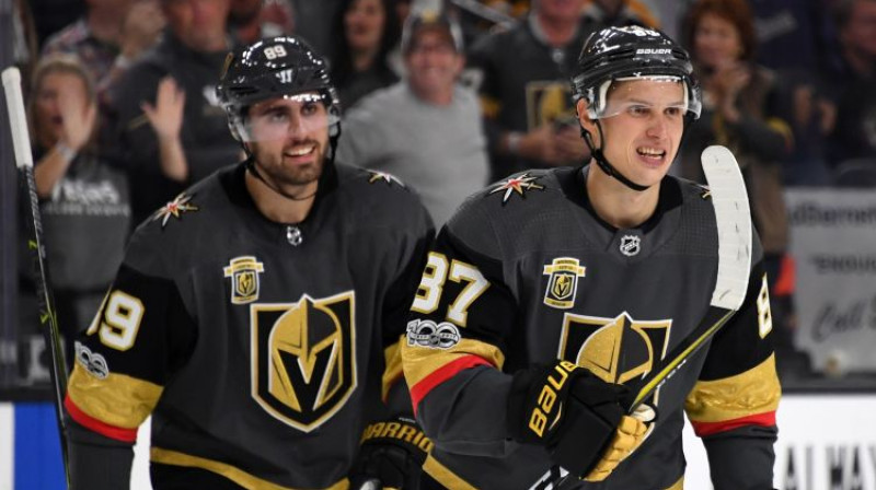 Alekss Taks un Vadims Šipačovs
Foto: AFP/Scanpix