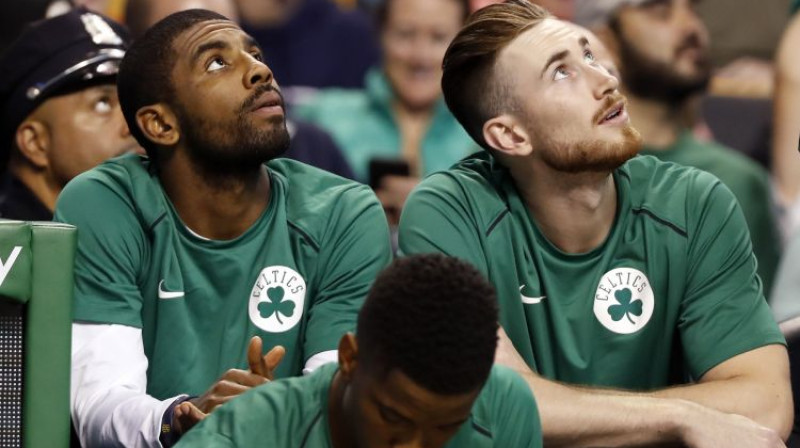 Kairijs Ērvings un Gordons Heivords
Foto: AP/Scanpix