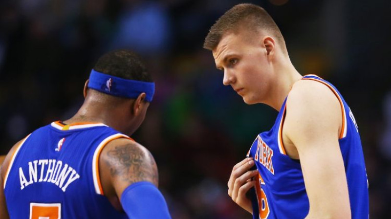 Karmelo Entonijs un Kristaps Porziņģis - šonakt pirmoreiz pretējās nometnēs
Foto:AFP/Scanpix