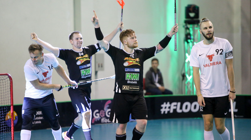 Norvēģijas "Slevik" mačā pret "Valmieru" guvusi jau 8. vārtus...
Foto: Ritvars Raits. IFF Floorball