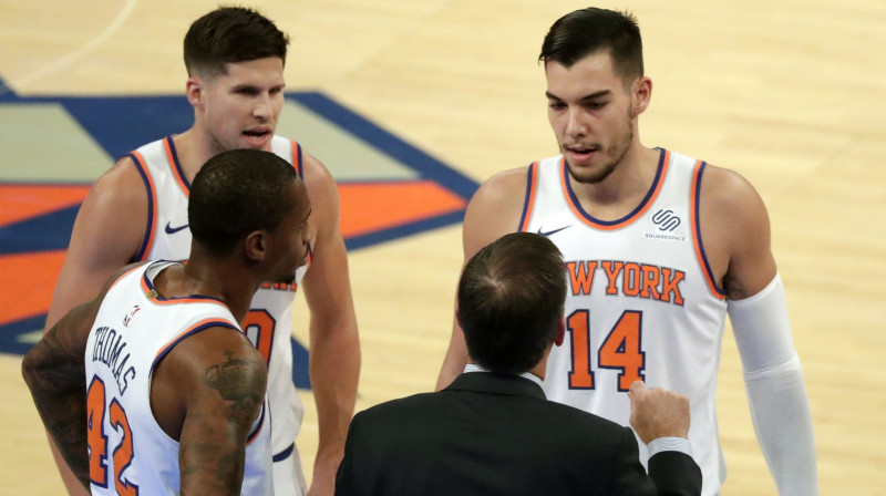 Villijs Ernangomess (pa labi) 
Foto: EPA / Scanpix