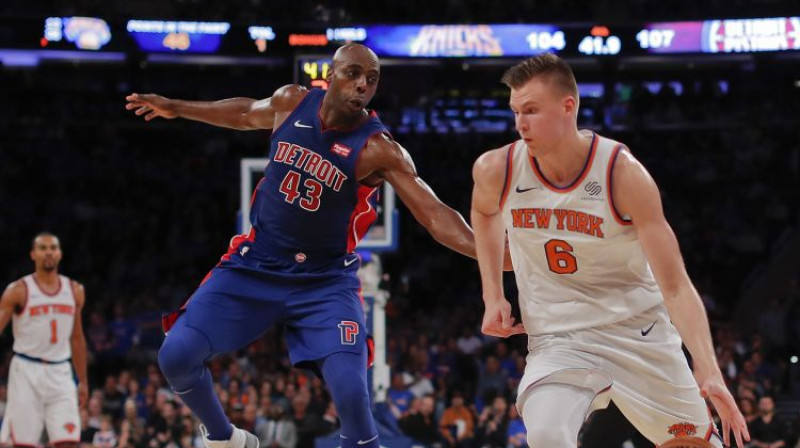 Entonijs Tolivers pret Kristapu Porziņģi
Foto: AP/Scanpix