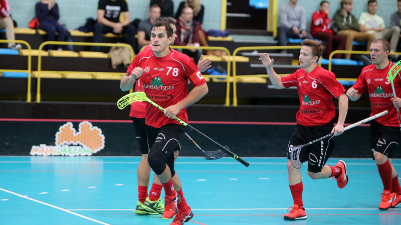 Vārtus guvis lielvārdiešu kapteinis Atis Blinds
Foto: Ritvars Raits, floorball.lv