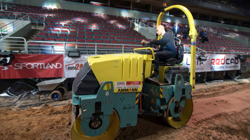 Mārtiņš Aleksandrovičs gatavo trasi
Foto: Jānis Pastars, mxphoto.lv