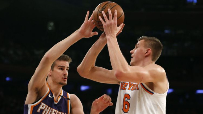 Kristaps Porziņģis pret Draganu Benderu
Foto: USA Today Sports/Scanpix