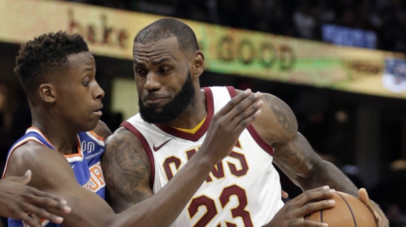 Franks Nilikinā pret Lebronu Džeimsu
Foto: AP/Scanpix