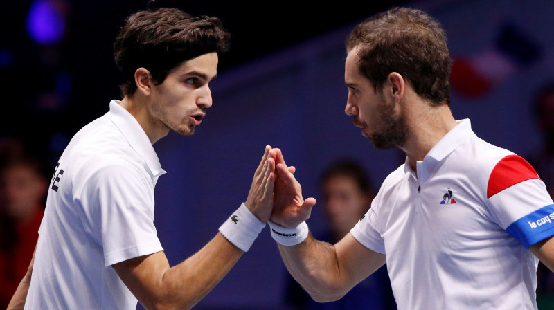 Pjērs Igs Erbērs un Rišārs Gaskē
Foto: Reuters/Scanpix